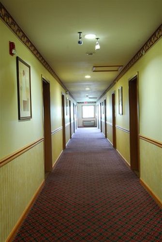 Executive Inn And Suites Waukegan Exterior photo