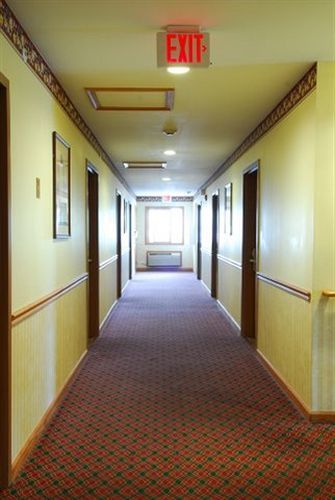 Executive Inn And Suites Waukegan Exterior photo